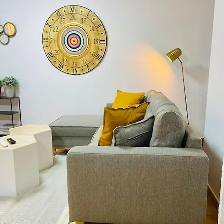 Cosy & New 2 Bedrooms In Center -9b Appartamento